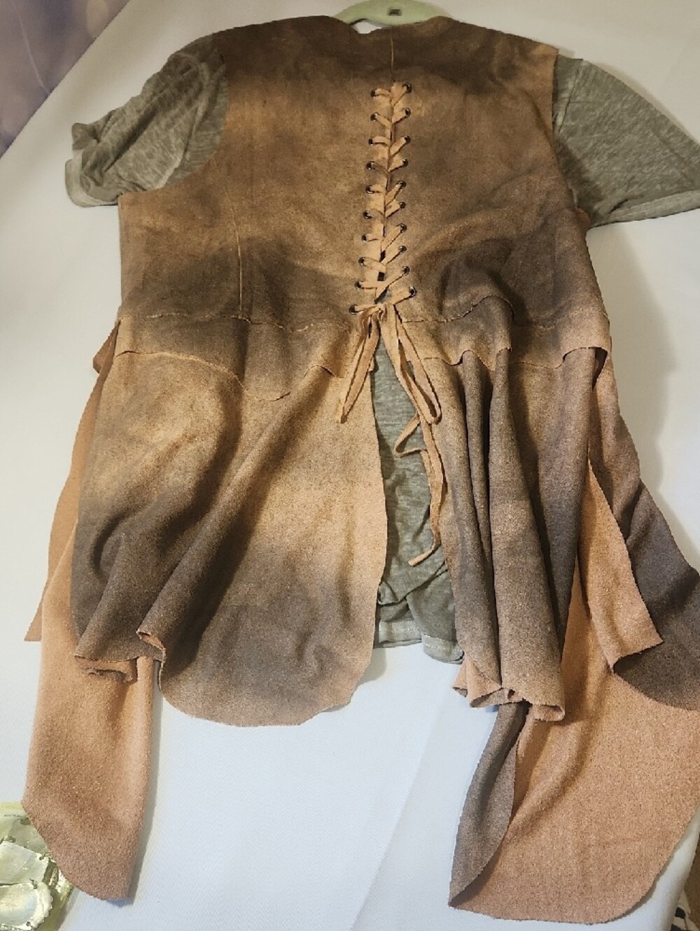 Cowgirl Bundle! Graphic Tee W/Suede Vest Vintage Bracelet & "Cowhide" Earrings🤠 - Picture 7 of 13